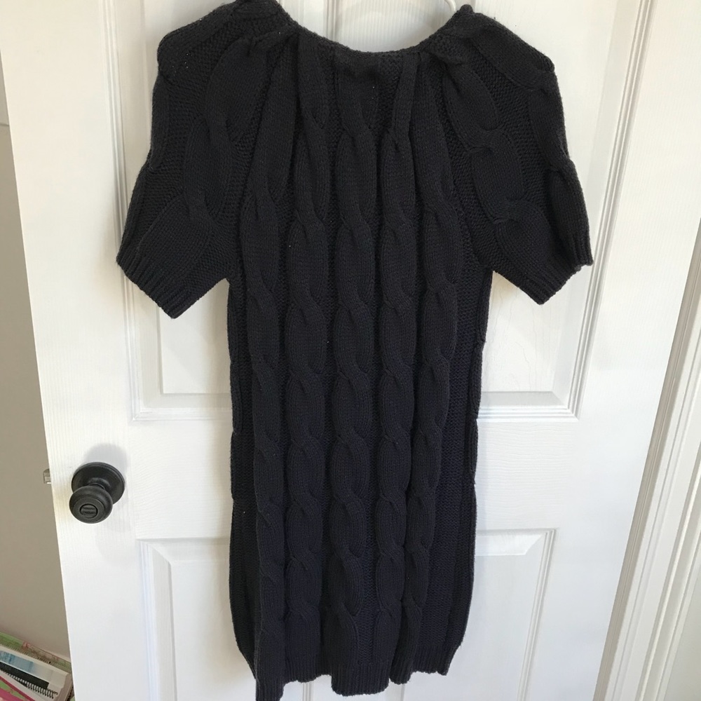 Limited ShortSleeve CableKnit Navy Sweater Dress. - Picture 4 of 5